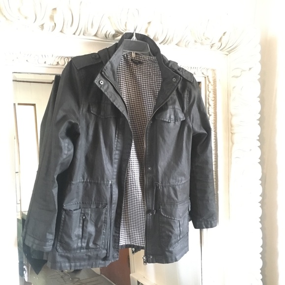 Army jacket - Picture 1 of 1